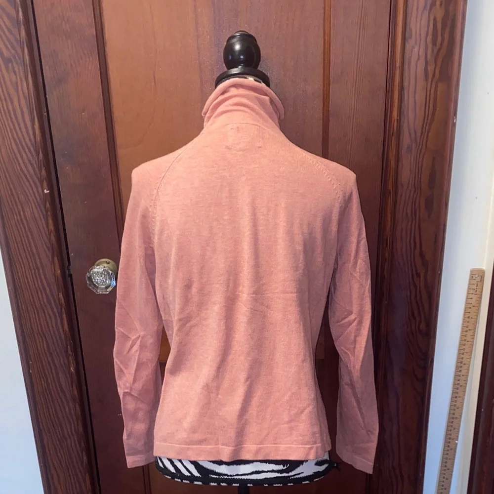 April Cornell Coral turtle neck sweater size medium